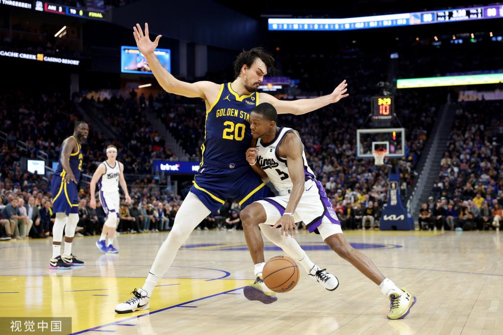 的舞台上 的舞台上