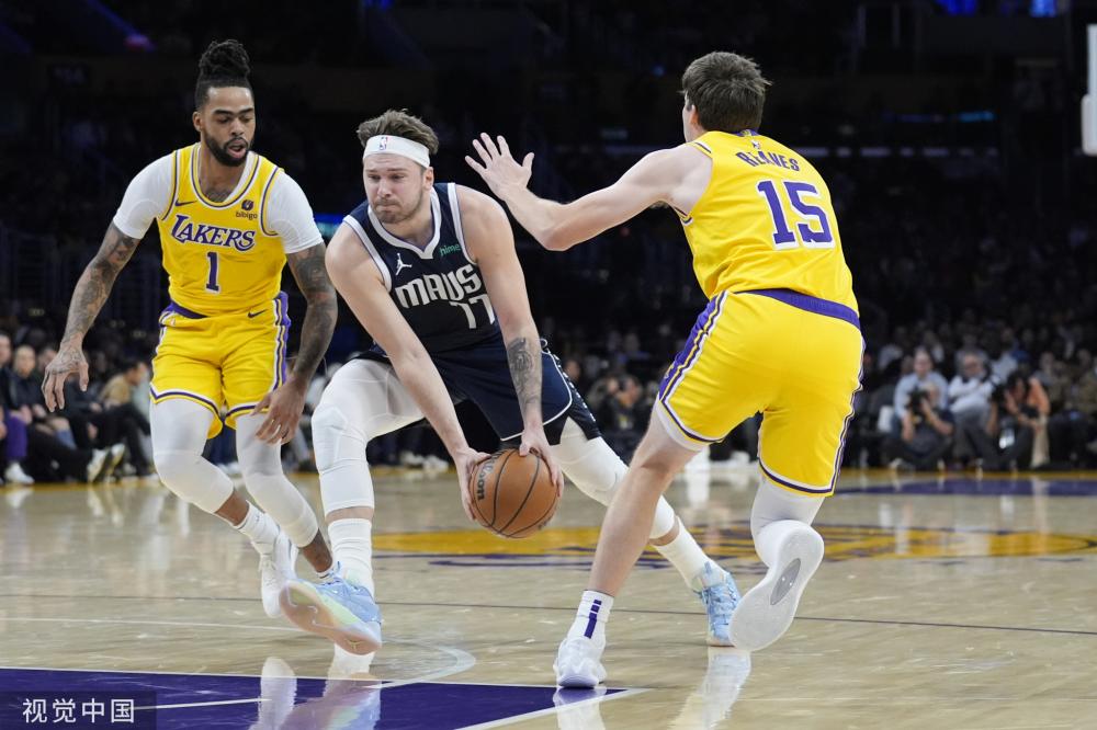 守布置中 守布置中